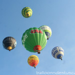 baloon team in flight