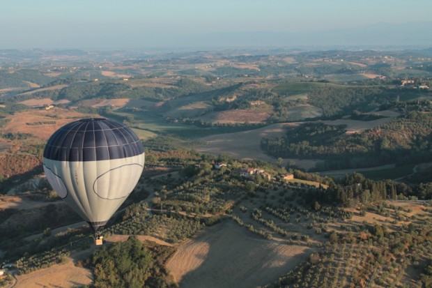 balloon ride over tuscany