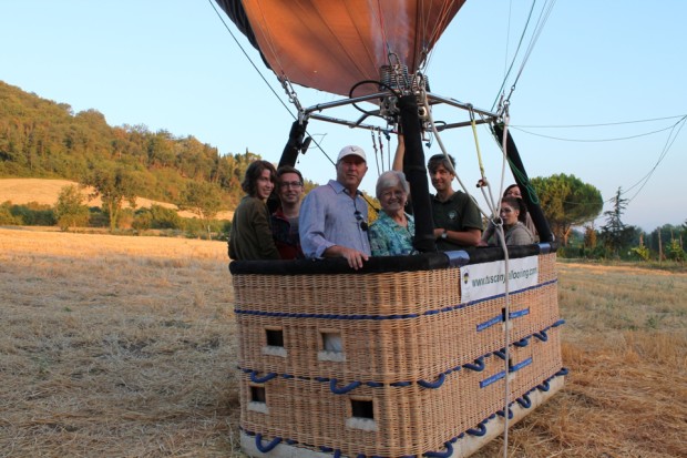 Booking a Standard balloon flight in Tuscany