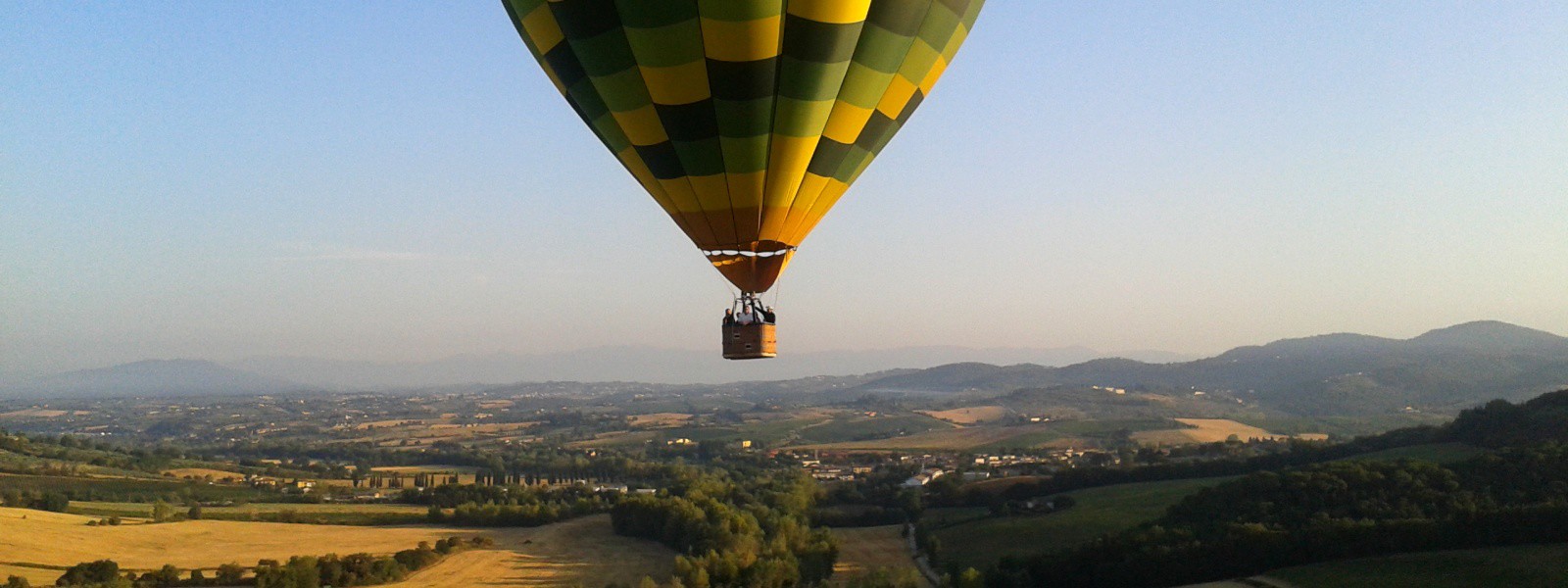 Booking a hotair balloon flight in Italy