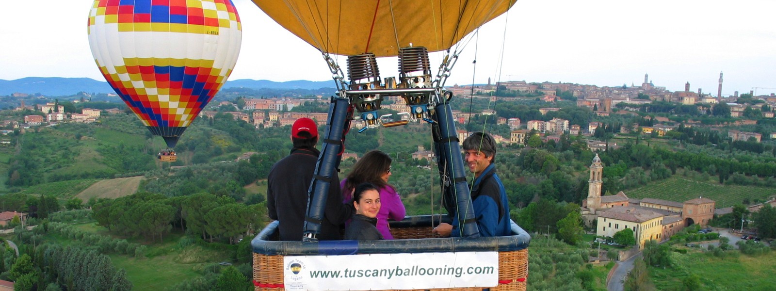 Discover Tuscany by Hot-air balloon