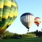 Tuscany balloons taking off