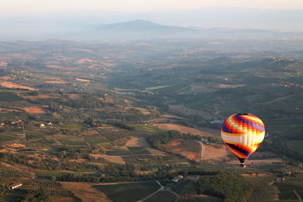 Tuscany hot-air ballooning