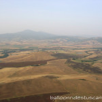 Val d'Orcia ballooning in summer